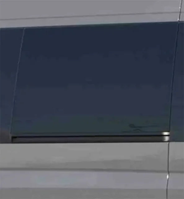 SPRINTER 2007+ PASSENGER SIDE MIDDLE WINDOW (170"WB) - (SOLID)